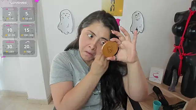 Snapshot of TifanyAmazinng chatting on October 13, 2025, 2:29 pm TifanyAmazinng online show from October 13, 2025, 2:29 pm