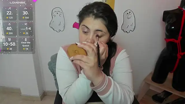 Snapshot of TifanyAmazinng chatting on October 15, 2025, 12:24 pm TifanyAmazinng online show from October 15, 2025, 12:24 pm