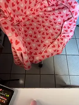 Snapshot of damadanoit3ee chatting on October 22, 2025, 3:11 pm damadanoit3ee online show from October 22, 2025, 3:11 pm