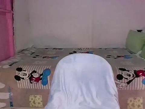 HelenaM online show from May 21, 2026, 2:53 am