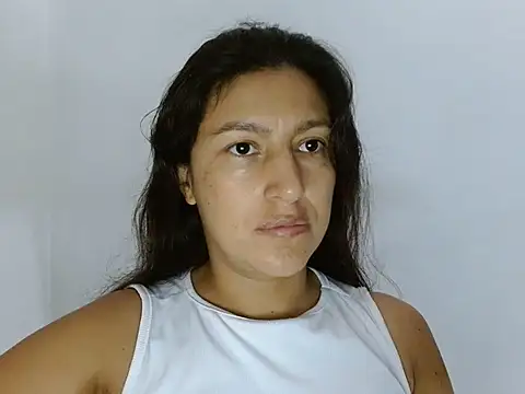 Snapshot of SarahFriendly chatting on July 23, 2026, 11:29 am SarahFriendly online show from July 23, 2026, 11:29 am