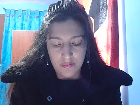 Snapshot of SarahFriendly chatting on July 7, 2026, 6:00 pm SarahFriendly online show from July 7, 2026, 6:00 pm