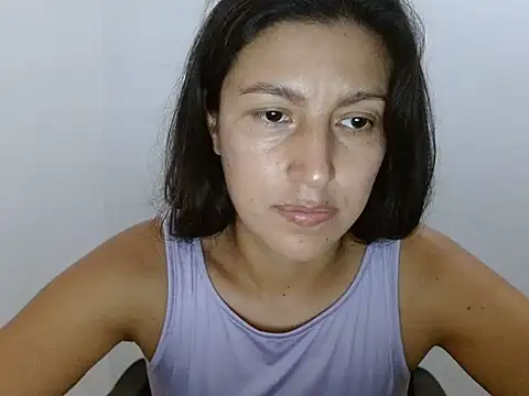 Snapshot of SarahFriendly chatting on July 28, 2026, 8:45 pm SarahFriendly online show from July 28, 2026, 8:45 pm