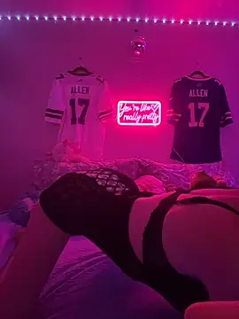 babygingerboo online show from April 27, 2026, 6:22 am