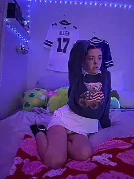 babygingerboo online show from March 30, 2026, 7:32 am