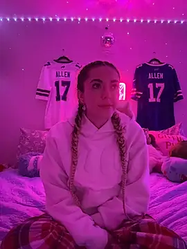 babygingerboo online show from April 30, 2026, 4:41 am