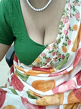 Snapshot of tami_lavanya chatting on November 21, 2025, 7:02 pm tami lavanya online show from November 21, 2025, 7:02 pm