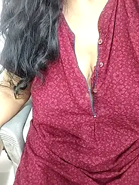 Snapshot of tami_lavanya chatting on February 3, 2026, 6:40 am tami lavanya online show from February 3, 2026, 6:40 am