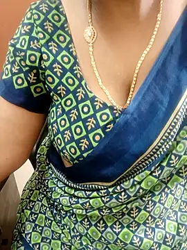 Snapshot of tami_lavanya chatting on November 2, 2025, 4:12 pm tami lavanya online show from November 2, 2025, 4:12 pm