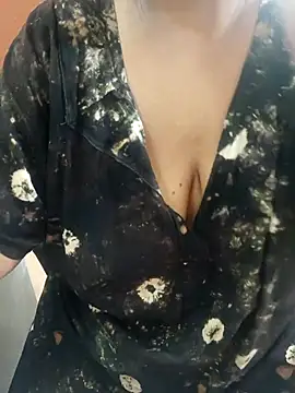 Snapshot of tami_lavanya chatting on November 1, 2025, 3:46 am tami lavanya online show from November 1, 2025, 3:46 am