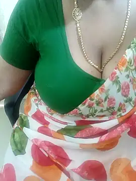 Snapshot of tami_lavanya chatting on November 7, 2025, 3:55 am tami lavanya online show from November 7, 2025, 3:55 am