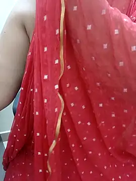 Snapshot of tami_lavanya chatting on October 16, 2025, 5:21 pm tami lavanya online show from October 16, 2025, 5:21 pm