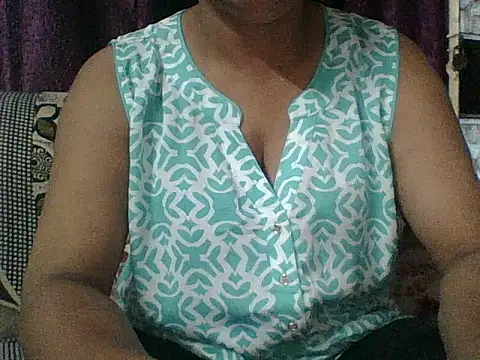 Cute Rubylove online show from August 5, 2026, 7:46 am