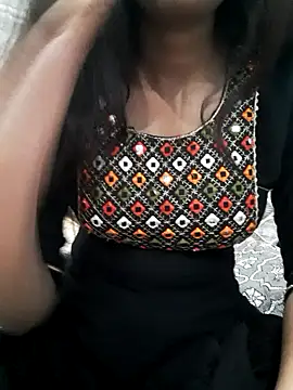 Snapshot of Aarti-kumri chatting on January 5, 2026, 7:39 pm Aarti-kumri online show from January 5, 2026, 7:39 pm