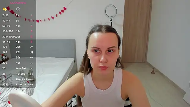 Kelly Cartier online show from March 5, 2026, 1:19 pm