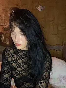 jepetitoiseau online show from July 2, 2026, 10:38 pm