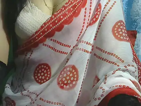 sheetal-sheetal95 online show from April 19, 2026, 6:21 pm