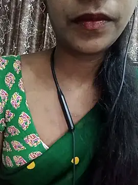 Snapshot of kavya-telugu84 chatting on January 14, 2026, 7:06 pm kavya-telugu84 online show from January 14, 2026, 7:06 pm