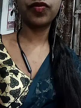 Snapshot of kavya-telugu84 chatting on January 18, 2026, 5:49 pm kavya-telugu84 online show from January 18, 2026, 5:49 pm