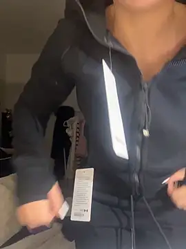 Aurorajadex online show from November 6, 2025, 8:46 pm