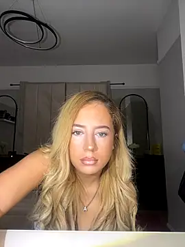 Aurorajadex online show from December 2, 2025, 3:58 pm