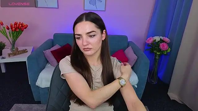 MyEllaLuvs online show from November 20, 2025, 9:25 pm