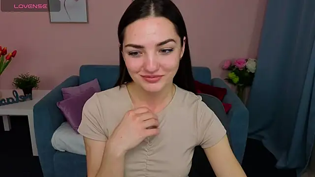 MyEllaLuvs online show from October 21, 2025, 8:19 pm