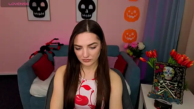 MyEllaLuvs online show from October 26, 2025, 2:28 pm