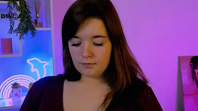 nika-still online show from October 19, 2025, 1:58 pm