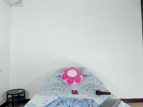 caamii foxx online show from October 1, 2025, 1:48 pm