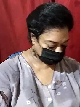Snapshot of surekha-30 chatting on June 18, 2026, 5:40 pm surekha-30 online show from June 18, 2026, 5:40 pm