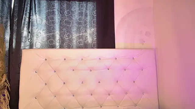 tatixxxvega online show from March 31, 2026, 2:52 pm