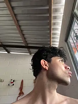 Axel-Mejia online show from February 19, 2026, 7:11 pm