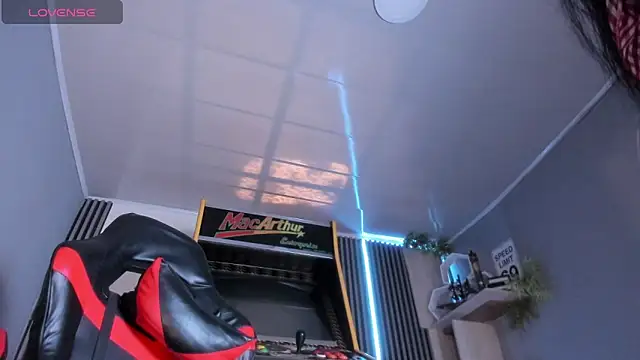 Jenie fire  online show from October 23, 2025, 7:45 pm