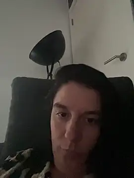 hottyFcup online show from April 21, 2026, 6:25 pm