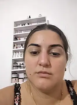 barbielamaravilla11 online show from October 13, 2025, 2:40 pm