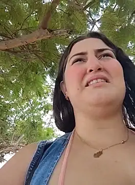 barbielamaravilla11 online show from October 5, 2025, 1:57 pm