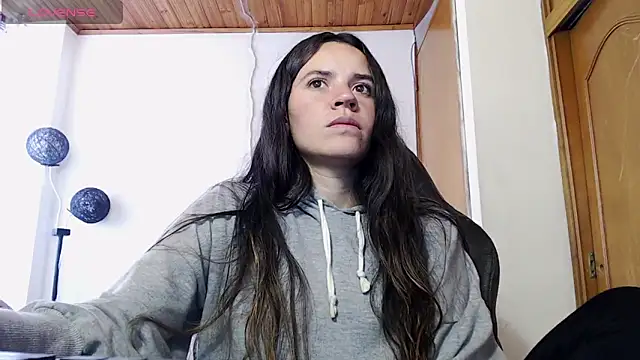 Snapshot of Skylar_Serenity chatting on October 29, 2025, 6:51 pm Skylar Serenity online show from October 29, 2025, 6:51 pm