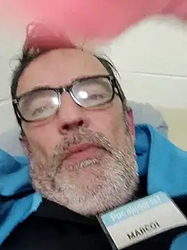 Snapshot of Txacas chatting on January 10, 2026, 4:19 am Txacas online show from January 10, 2026, 4:19 am