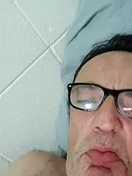 Snapshot of Txacas chatting on September 18, 2025, 12:57 am Txacas online show from September 18, 2025, 12:57 am