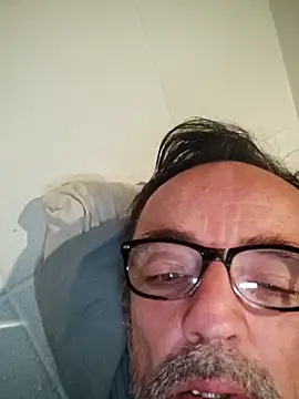 Snapshot of Txacas chatting on January 16, 2026, 3:21 am Txacas online show from January 16, 2026, 3:21 am