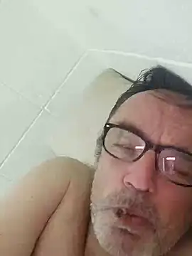 Snapshot of Txacas chatting on February 3, 2026, 5:16 am Txacas online show from February 3, 2026, 5:16 am