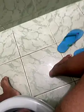 Kaua11225 online show from October 15, 2025, 11:35 pm