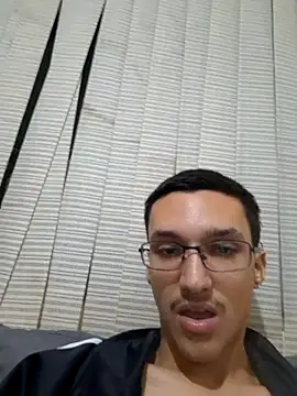 novinhoogostoso online show from May 25, 2026, 6:12 am