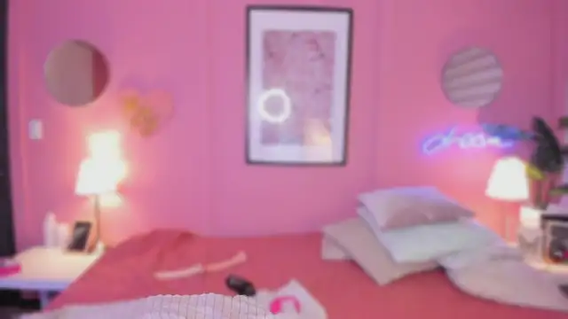 Snapshot of Annia_DH chatting on September 29, 2025, 8:14 pm Annia DH online show from September 29, 2025, 8:14 pm