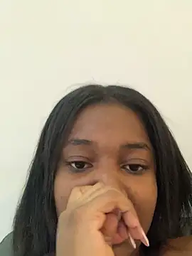 Snapshot of Annia_DH chatting on October 3, 2025, 1:12 pm Annia DH online show from October 3, 2025, 1:12 pm