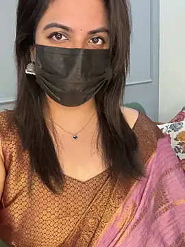 Snapshot of best_couple19 chatting on March 16, 2026, 6:43 pm best couple19 online show from March 16, 2026, 6:43 pm