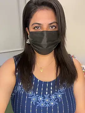 Snapshot of best_couple19 chatting on March 29, 2026, 7:48 pm best couple19 online show from March 29, 2026, 7:48 pm