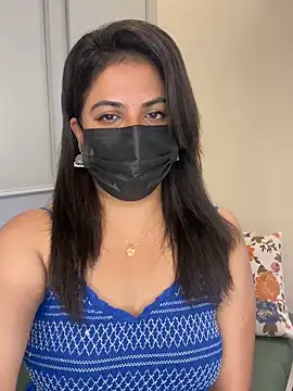 Snapshot of best_couple19 chatting on April 4, 2026, 9:49 am best couple19 online show from April 4, 2026, 9:49 am