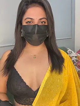 Snapshot of best_couple19 chatting on March 18, 2026, 6:42 pm best couple19 online show from March 18, 2026, 6:42 pm